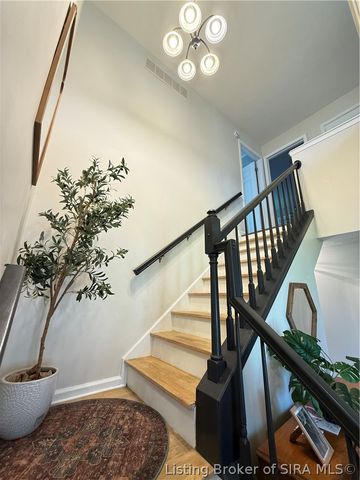 206 Slate Run Drive, Henryville, IN 47126