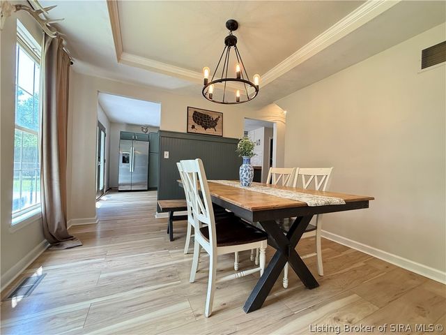206 Slate Run Drive, Henryville, IN 47126