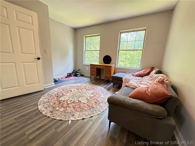 206 Slate Run Drive, Henryville, IN 47126