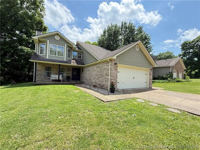 206 Slate Run Drive, Henryville, IN 47126