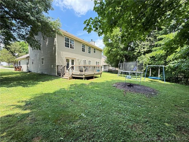 206 Slate Run Drive, Henryville, IN 47126