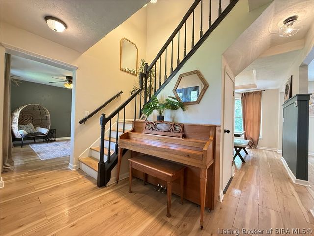 206 Slate Run Drive, Henryville, IN 47126