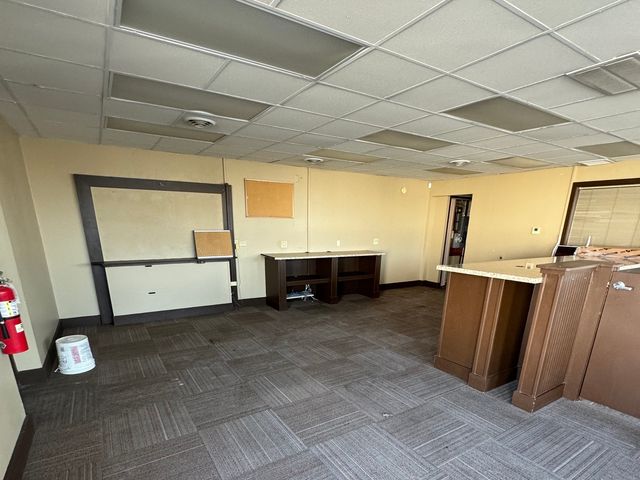3751 W 79th Street, Chicago, IL 60652
