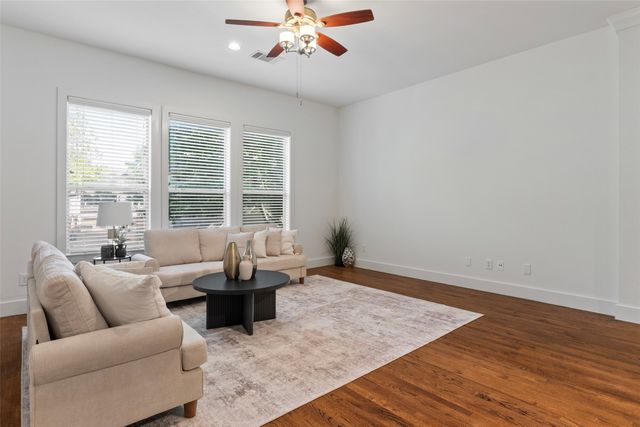 4830 Cedar Springs Road 32, Dallas, TX 75219