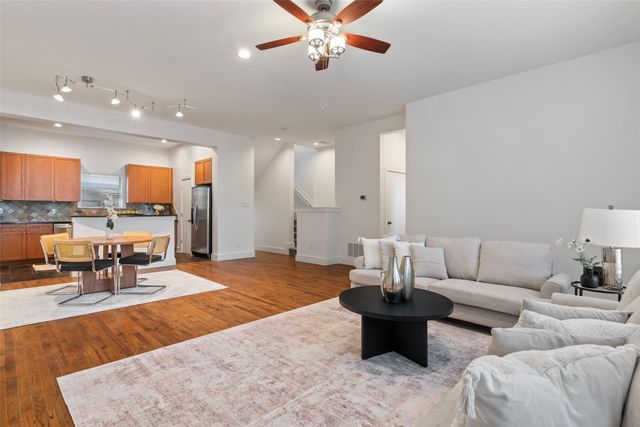 4830 Cedar Springs Road 32, Dallas, TX 75219