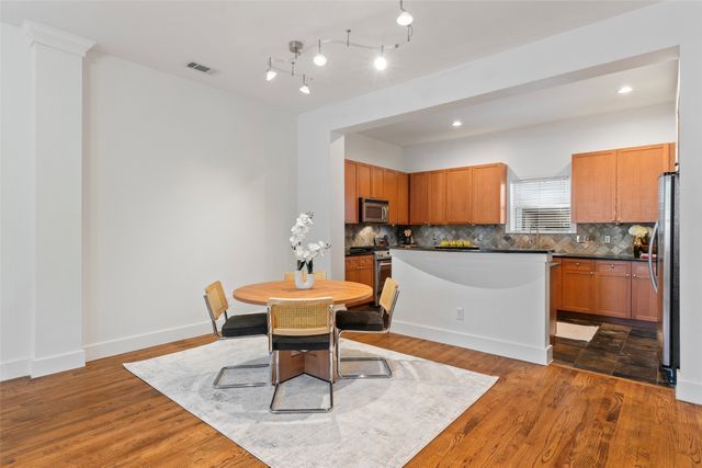 4830 Cedar Springs Road 32, Dallas, TX 75219