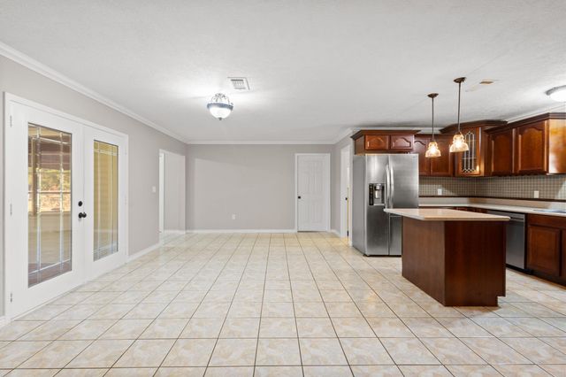 169 County Road 4770, Warren, TX 77664