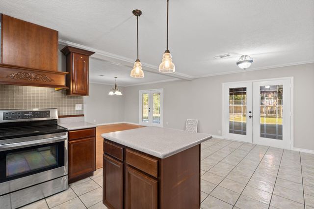 169 County Road 4770, Warren, TX 77664