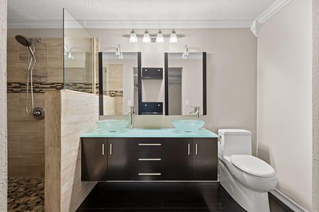 169 County Road 4770, Warren, TX 77664