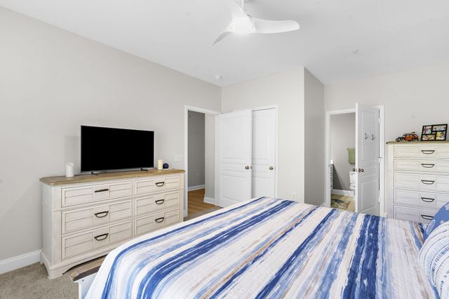 2014 Basildon Road 2014, Mount Pleasant, SC 29466
