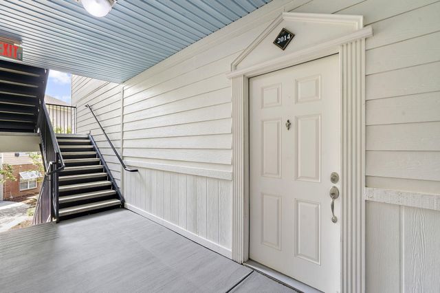 2014 Basildon Road 2014, Mount Pleasant, SC 29466