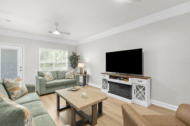 2014 Basildon Road 2014, Mount Pleasant, SC 29466