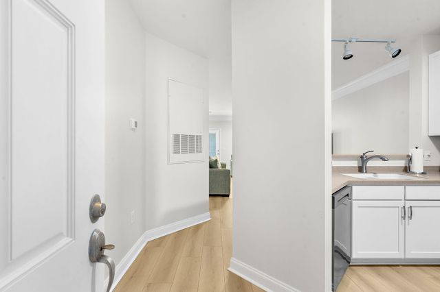 2014 Basildon Road 2014, Mount Pleasant, SC 29466