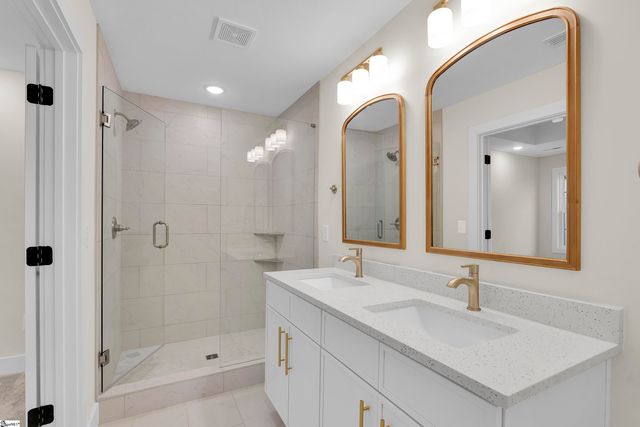 6 Taverly Drive, Greenville, SC 29605