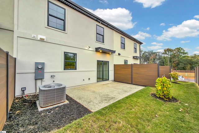 6 Taverly Drive, Greenville, SC 29605