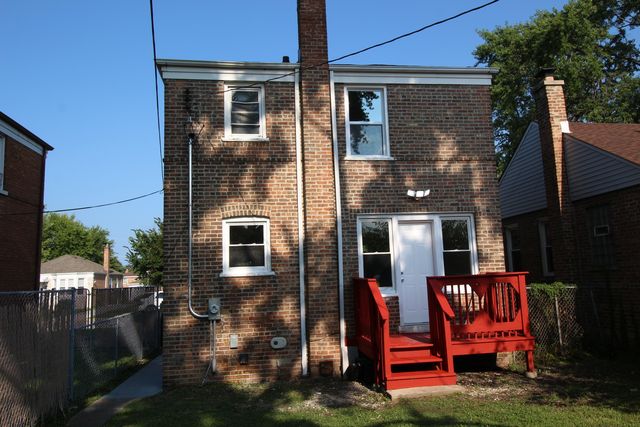 10020 S Emerald Avenue, Chicago, IL 60628