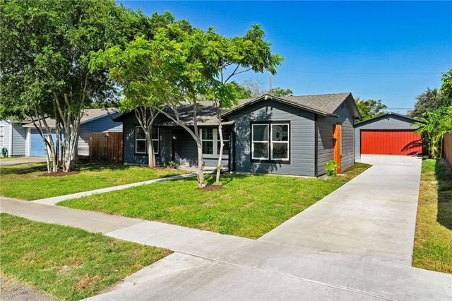 4805 Wexford Dr, Corpus Christi, TX 78411