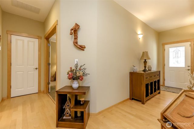 7607 46th Street NW, Gig Harbor, WA 98335