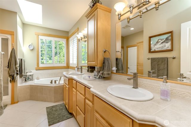 7607 46th Street NW, Gig Harbor, WA 98335