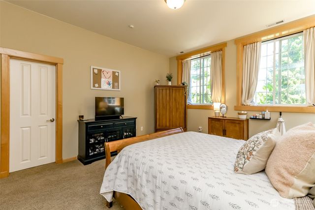 7607 46th Street NW, Gig Harbor, WA 98335