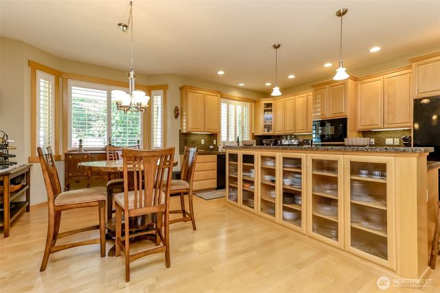 7607 46th Street NW, Gig Harbor, WA 98335
