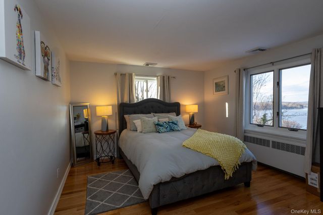 13 Grandview Avenue Cornwall on Hudson, Cornwall On Hudson, NY 12520