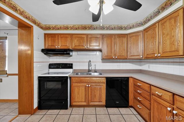 1539 Twillman Avenue, St Louis, MO 63138