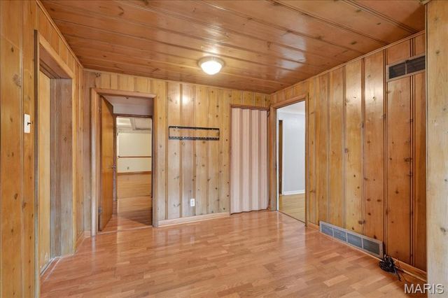 1539 Twillman Avenue, St Louis, MO 63138