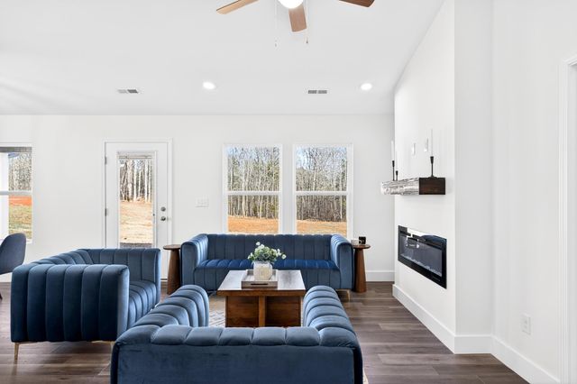 776 Darwin Road, Gaffney, SC 29340