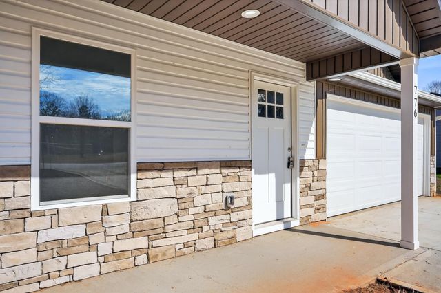 776 Darwin Road, Gaffney, SC 29340