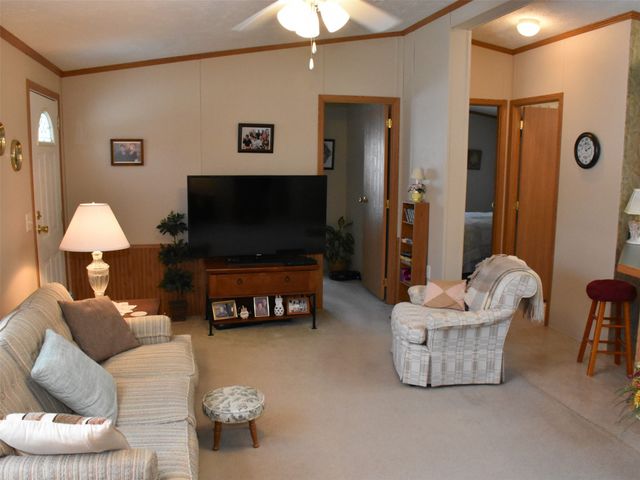 10147 CIRCLE WEST, Meadville, PA 16335