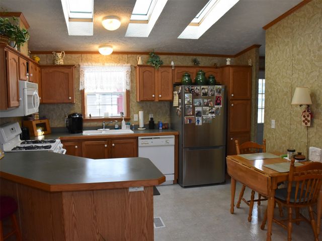 10147 CIRCLE WEST, Meadville, PA 16335