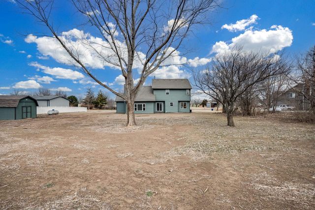 11723 E Fireside Ln, Derby, KS 67037