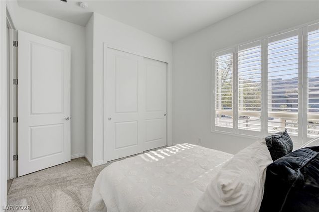 6684 Regency Stone Way, Las Vegas, NV 89148