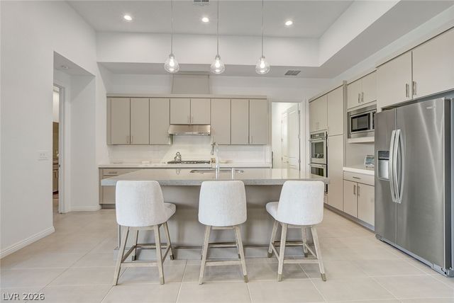 6684 Regency Stone Way, Las Vegas, NV 89148