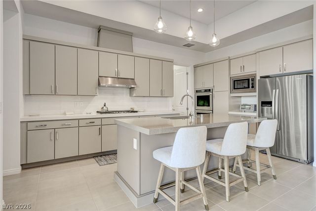 6684 Regency Stone Way, Las Vegas, NV 89148