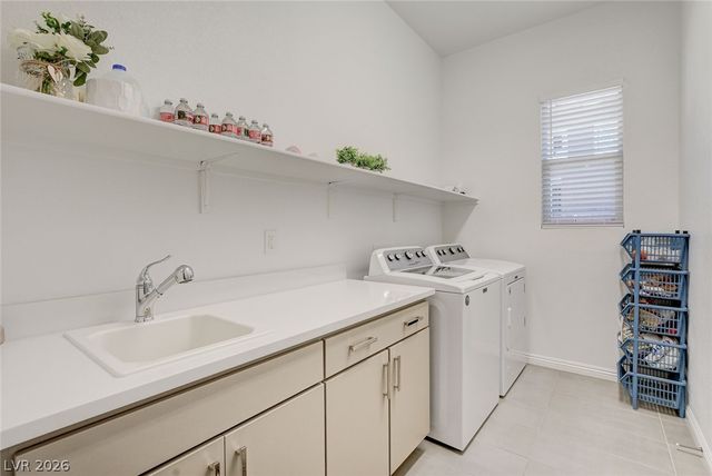 6684 Regency Stone Way, Las Vegas, NV 89148