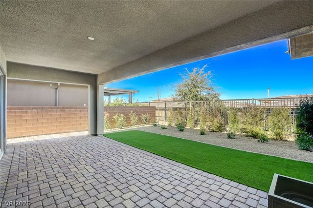 6684 Regency Stone Way, Las Vegas, NV 89148