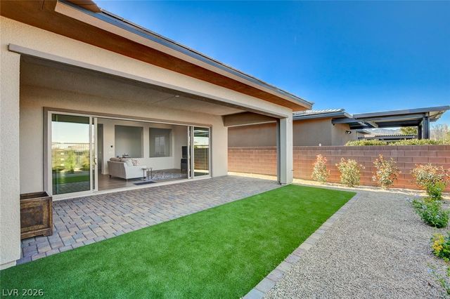 6684 Regency Stone Way, Las Vegas, NV 89148