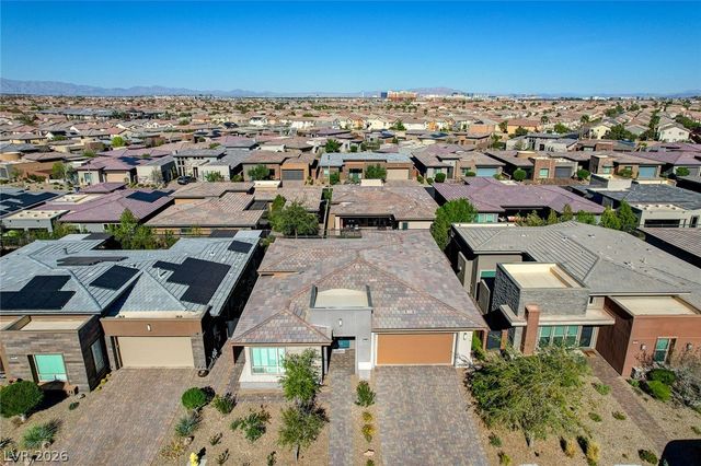 6684 Regency Stone Way, Las Vegas, NV 89148