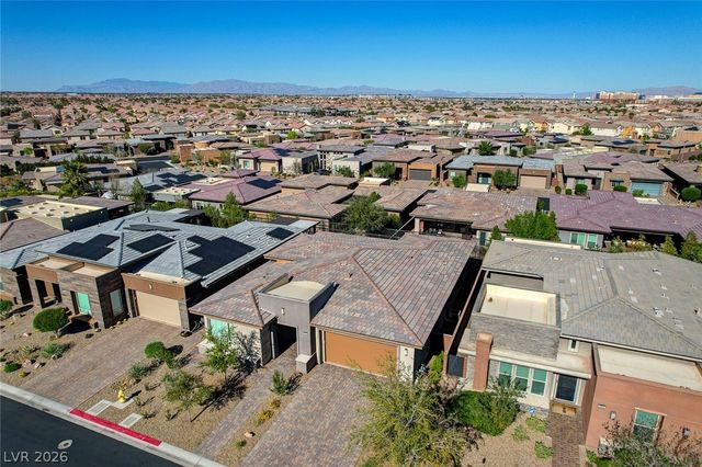 6684 Regency Stone Way, Las Vegas, NV 89148