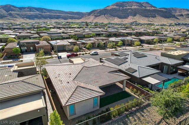 6684 Regency Stone Way, Las Vegas, NV 89148