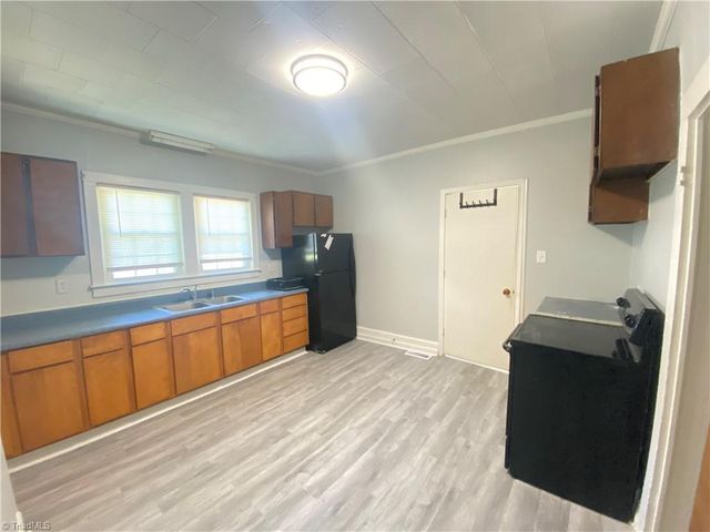 957 Harris Street, Eden, NC 27288