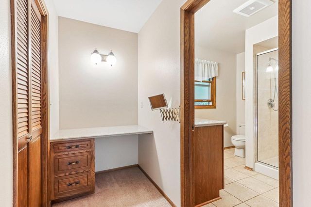 N40W32786 Wildwood LANE, Nashotah, WI 53058