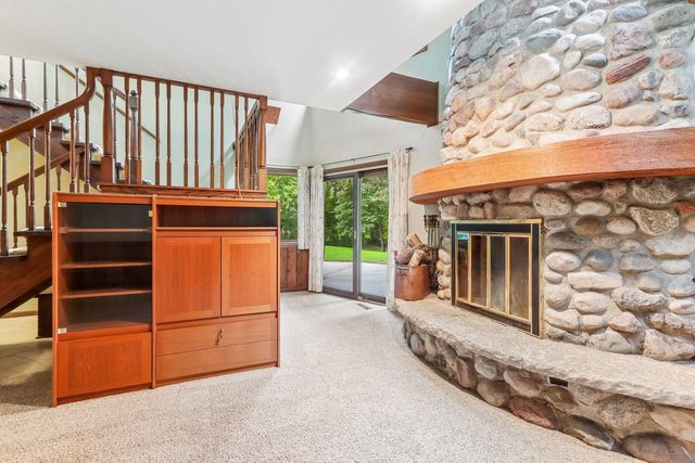 N40W32786 Wildwood LANE, Nashotah, WI 53058
