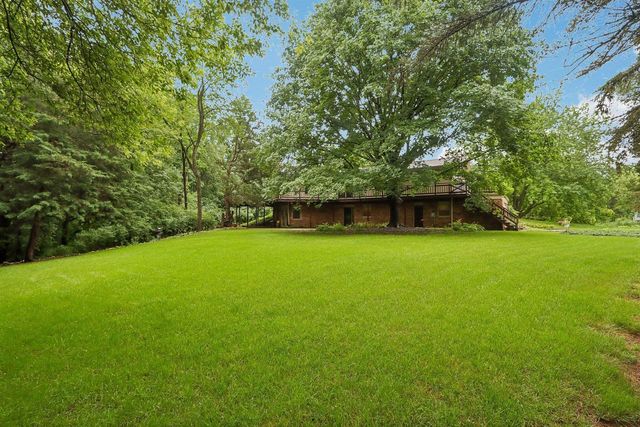 N40W32786 Wildwood LANE, Nashotah, WI 53058