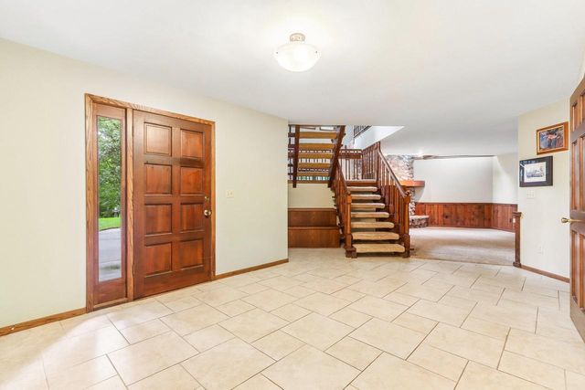 N40W32786 Wildwood LANE, Nashotah, WI 53058