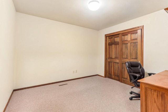 N40W32786 Wildwood LANE, Nashotah, WI 53058