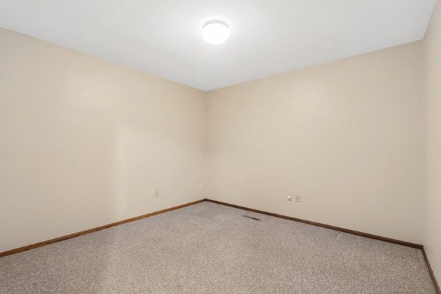 N40W32786 Wildwood LANE, Nashotah, WI 53058