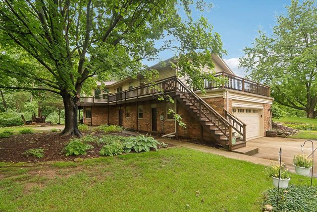 N40W32786 Wildwood LANE, Nashotah, WI 53058